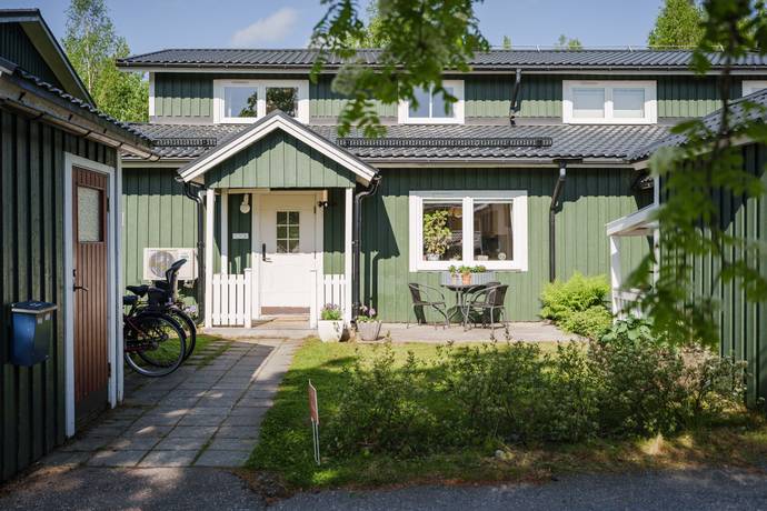 5 rum radhus på Klövjestigen 1D Vallhov, Sandvikens kommun - bild 1