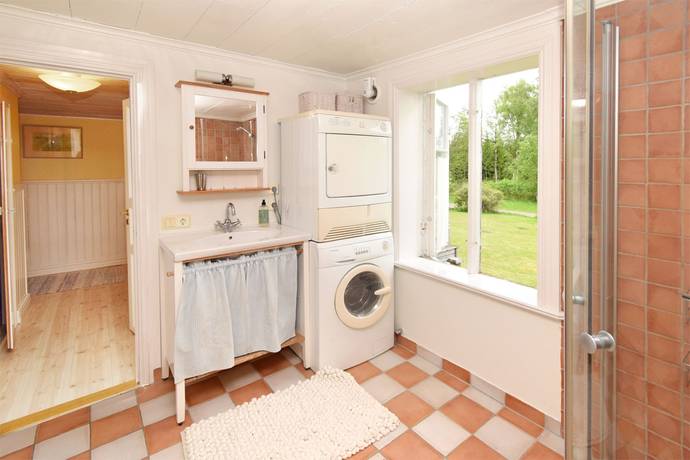 7 rum Gård/skog på Odensjö-Hyltan 1 Småland Ljungby kommun - bild 23