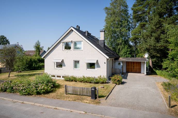 5 rum villa på Hällgrensvägen 9 Ursviken, Skellefteå kommun - bild 1