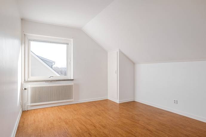 8 rum Villa på Lyckhemsgatan 1 Fredriksberg Vänersborgs kommun - bild 24