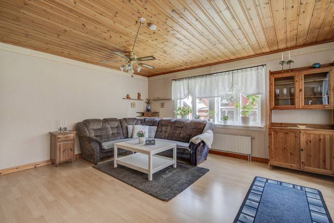 5 rum Vinterbonat fritidshus på Gåvastbo 402 Östervåla Heby kommun - bild 8