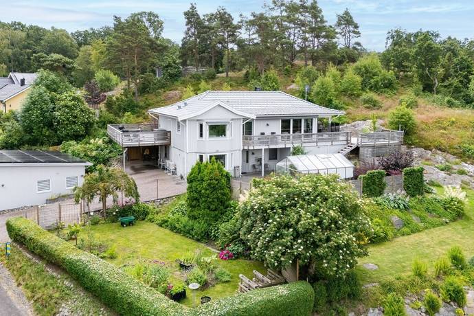 5 rum Villa på Lillebacka 14 Lillebacka Varbergs kommun - bild 1