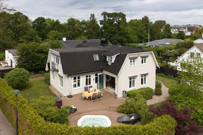Norra Villavägen 24, Bjärred, Lomma kommun