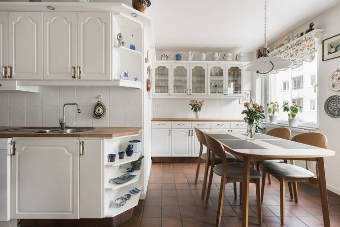 4 rum lägenhet på Västra Prinsgatan 27 A lgh 1103 Trossö, Karlskrona kommun - bild 1