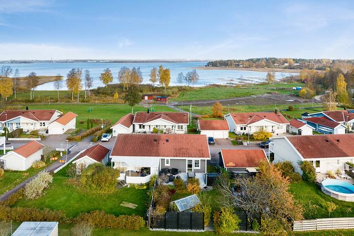 6 rum Villa på Smörsoppsvägen 13 Bärstad Hammarö kommun - bild 22