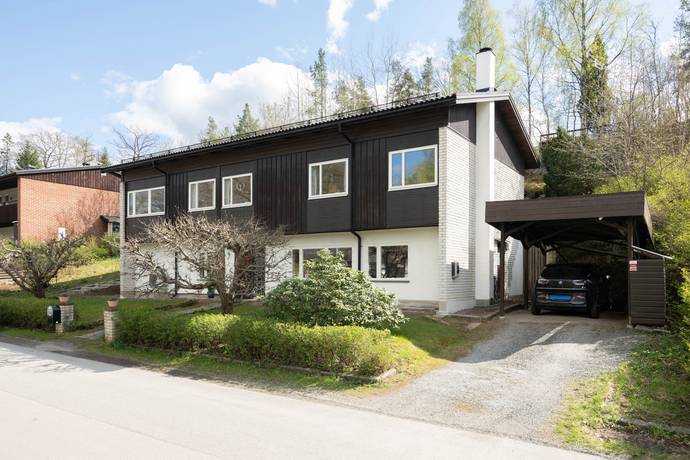 6 rum villa på Essvägen 9 Stortorp, Huddinge kommun - bild 1