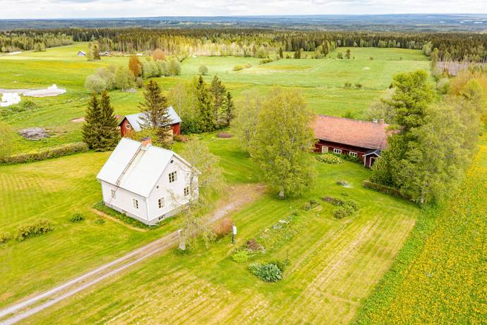 4 rum villa på Storhögen 225 Häggenås, Östersunds kommun - bild 1