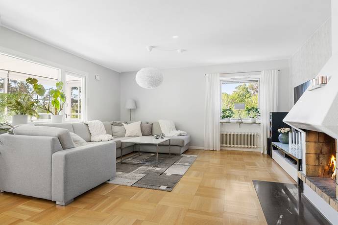 3 rum lägenhet på Hjortmossegatan 90 Hjortmossen, Trollhättans kommun - bild 3