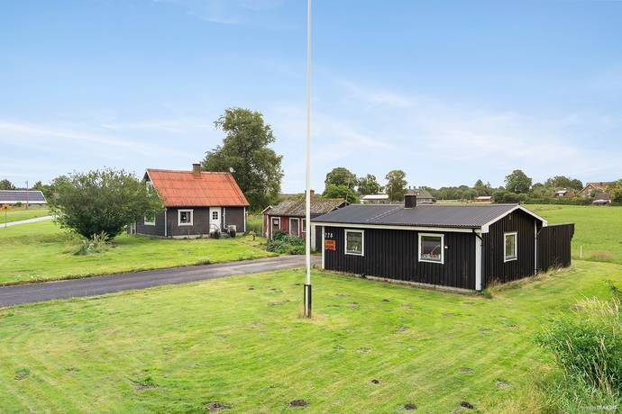 3 rum villa på Bassholma byaväg 228 Munka-Ljungby, Ängelholms kommun - bild 1