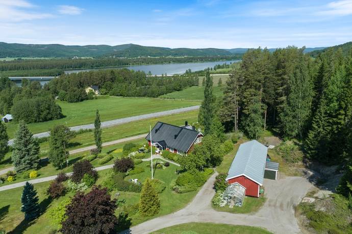 5 rum gård med jordbruk på Utnäs 116 Nyland, Kramfors kommun - bild 3