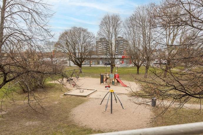 2 rum lägenhet på Kyrkvärdsvägen 15 Almby, Örebro kommun - bild 4
