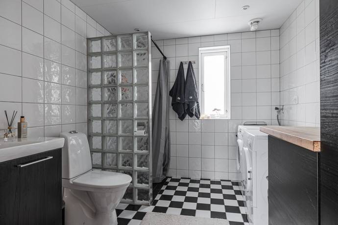 10 rum Villa på Storgatan 109 + 109 B Hultsfred Hultsfreds kommun - bild 34