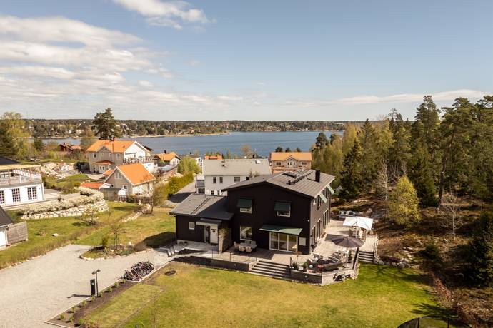 8 rum Villa på Västerskärsringen 41B Svinninge Österåkers kommun - bild 5