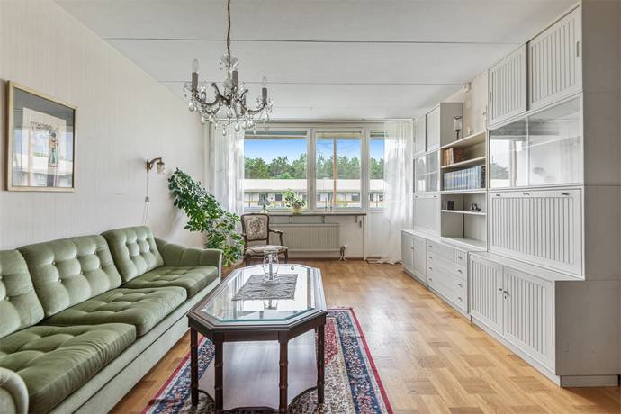 3 rum lägenhet på Karin Boyegatan 10E Löten, Uppsala kommun - bild 1