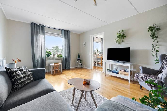 2 rum lägenhet på Åkerbyvägen 92 Täby Centrum, Täby kommun - bild 1