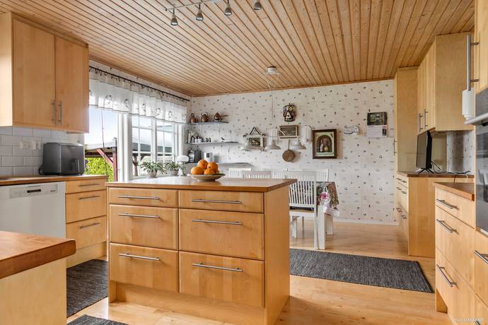 7 rum Villa på Dagfjärilsvägen 5 Lextorp Trollhättans kommun - bild 8