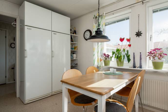 2 rum Radhus på Hasselstigen 56 Söderhamns kommun - bild 6