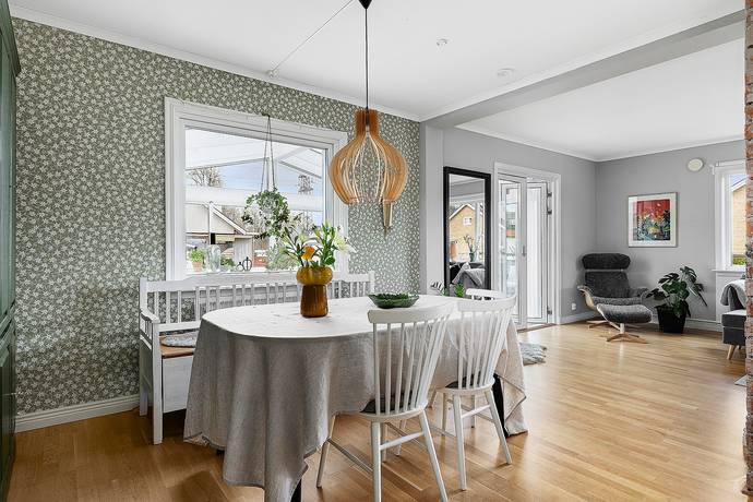 7 rum Villa på Äppleknäppsvägen 12 Torsred Trollhättans kommun - bild 8