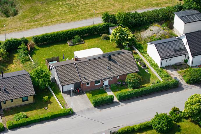 5 rum villa på Murarvägen 5 Gamla Bro, Upplands-Bro kommun - bild 1
