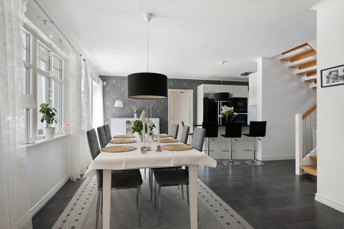 6 rum Villa på Erik Wargs väg 13 Stenbäck Gävle kommun - bild 10