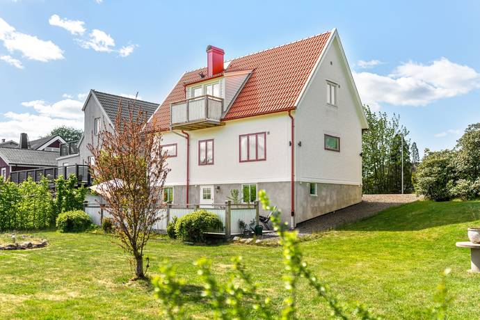 5 rum villa på Gamla vägen 4A Älvängen, Ale kommun - bild 1