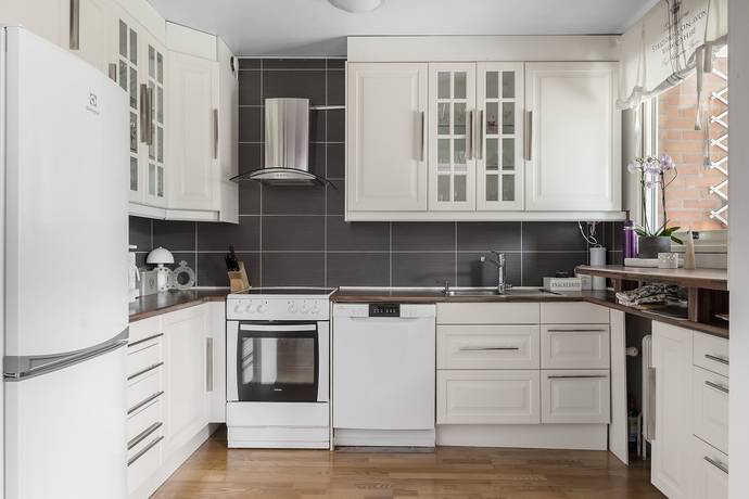 2 rum lägenhet på Hemmansvägen 25 Centrala Halmstad - Öster, Halmstads kommun - bild 1