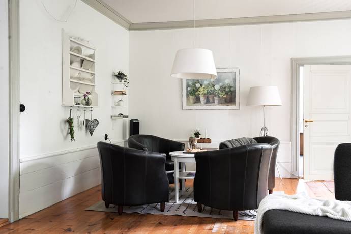 12 rum Gård utan jordbruk på Ina 231 SÖDERALA Söderhamns kommun - bild 16