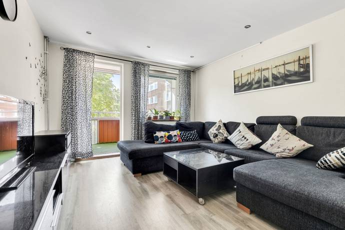 3 rum Lägenhet på Lofotengatan 14, 2 Tr Husby Stockholms kommun - bild 7