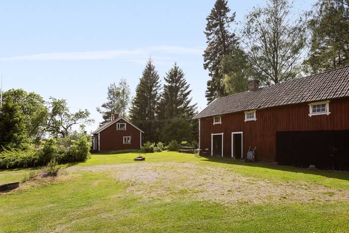 3 rum Gård med jordbruk på Fallsboda 214 Örbyhus Tierps kommun - bild 4