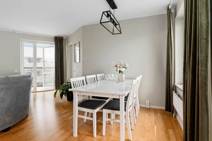 4 rum lägenhet på Karlslundsvägen 18 Barkarbystaden, Järfälla kommun - bild 5