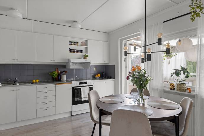 3 rum lägenhet på Kyndelgränd 5 Farmarstigen, Tyresö kommun - bild 4