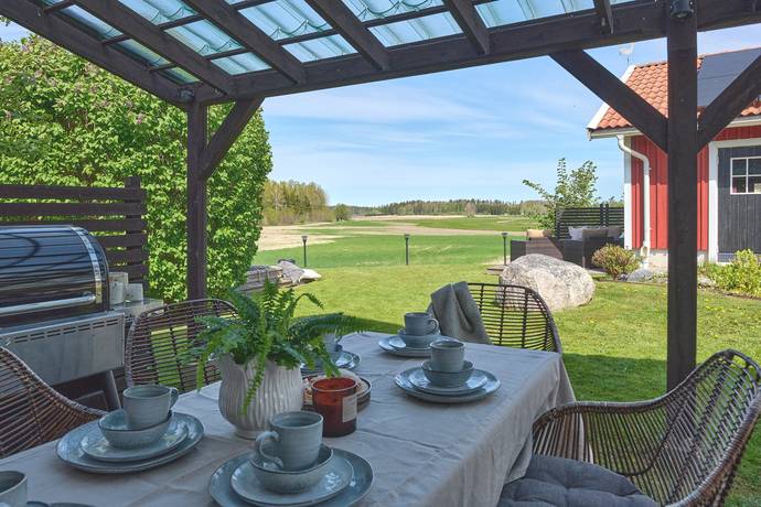 5 rum villa på Rosenbergsvägen 15 Strängnäs, Strängnäs kommun - bild 1