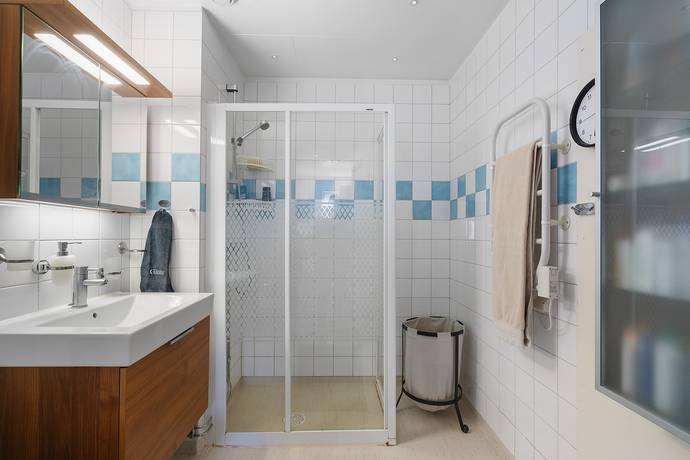 5 rum Parhus på Cedervägen 10 Fågelsången Sollentuna kommun - bild 15