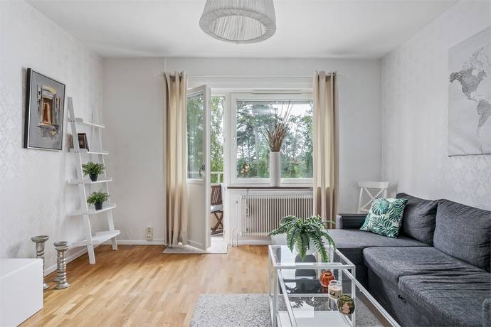 2 rum lägenhet på Trehörningen 21 Kallhäll, Järfälla kommun - bild 2