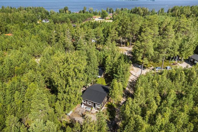 2 rum fritidsboende på Lugnets stig 6 Slätviken, Eskilstuna kommun - bild 1