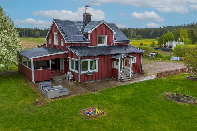 4 rum villa på Tolboda 8 Björklinge, Uppsala kommun - bild 1
