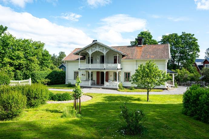 9 rum villa på Enångersvägen 36 & 38 Enånger, Hudiksvalls kommun - bild 1