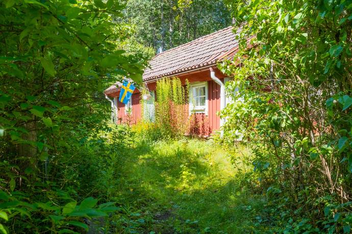 4 rum vinterbonat fritidshus på Nikolai Björklund 1 Arnö gård - landet, Nyköpings kommun - bild 1