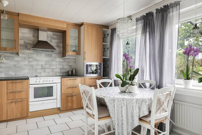 4 rum kedjehus på Torparstigen 21 Salem, Salems kommun - bild 4