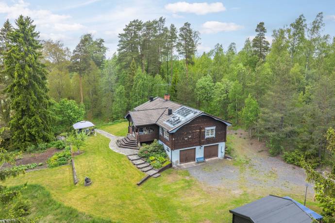 4 rum villa på Sisselbo 249 Huddungeby, Heby kommun - bild 1