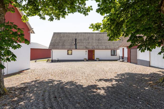 5 rum gård/skog på Norra Vallösavägen 16 Ystad, Ystads kommun - bild 3