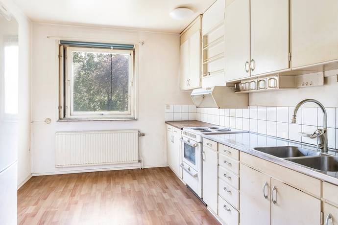 1 rum Lägenhet på Surbrunnsvägen 3B Hallstahammar Hallstahammars kommun - bild 4