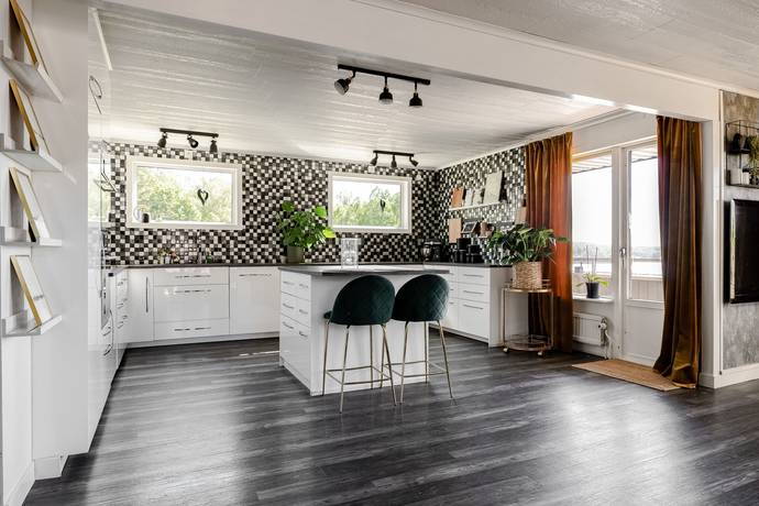 4 rum villa på Utsiktsgatan 6 Helgenäs, Västerviks kommun - bild 3