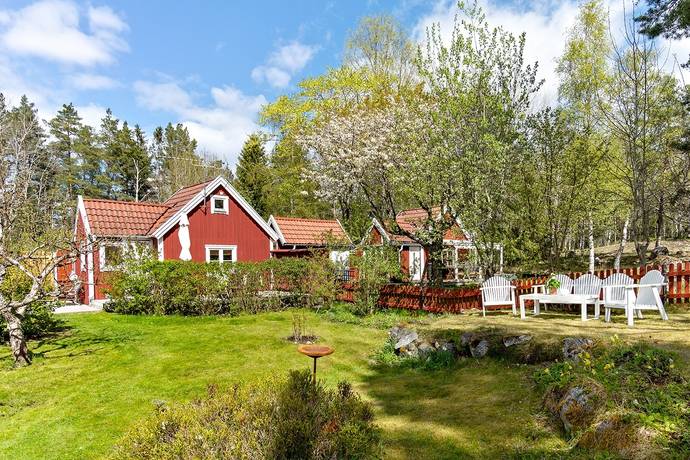 1 rum Fritidshus på Nybyggarvägen 64 Hjortens odling/Malma Värmdö kommun - bild 1