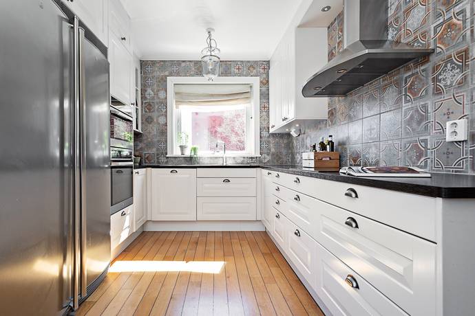 6 rum villa på Persgatan 24 Holmsund, Umeå kommun - bild 2