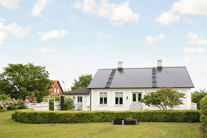 6 rum villa på Kaptensgatan 19 Skillinge fiskeläge, Simrishamns kommun - bild 1