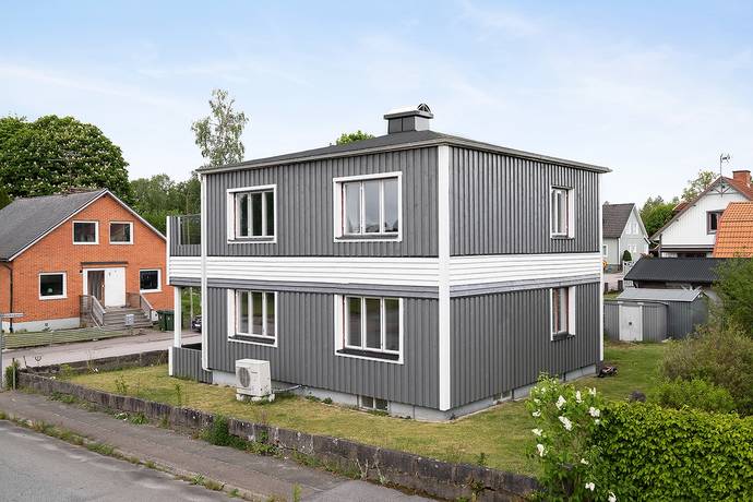 5 rum villa på Kyrkogatan 10 Lönsboda, Osby kommun - bild 3