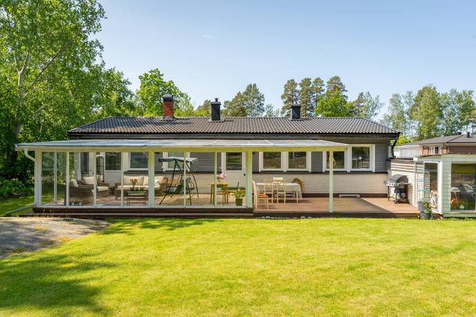 Hällstugatan 2, Skiftinge, Eskilstuna kommun