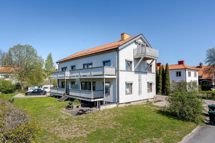 3 rum lägenhet på Karlavägen 16 Vallbacken, Gävle kommun - bild 1