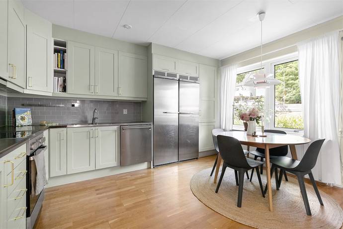 4 rum villa på Odlingsvägen 5 Mariefred Marielundsviken, Strängnäs kommun - bild 5